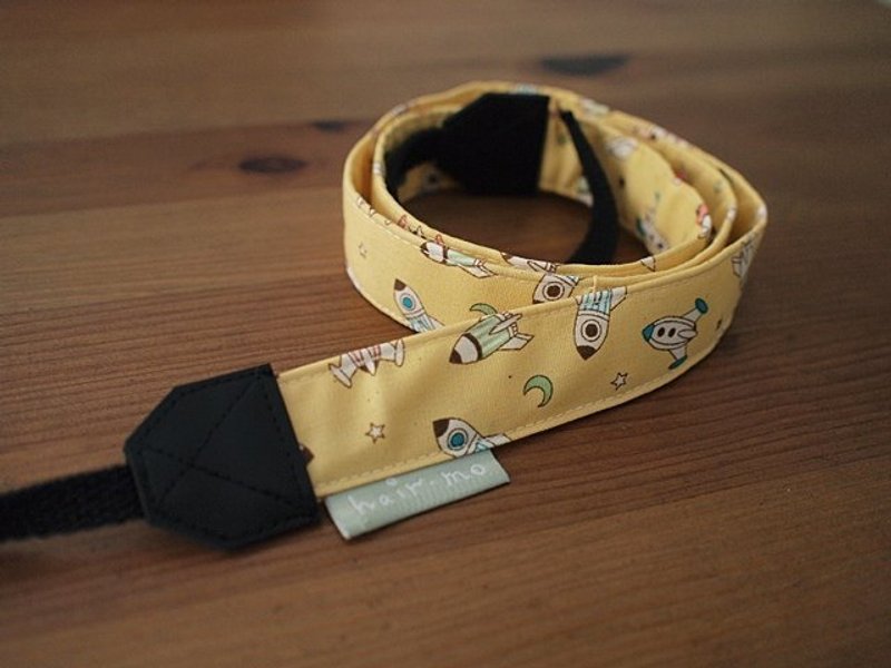 hairmo。悠游太空双背相机带+皮片组-黄(1) - 证件套/卡套 - 其他材质 黄色