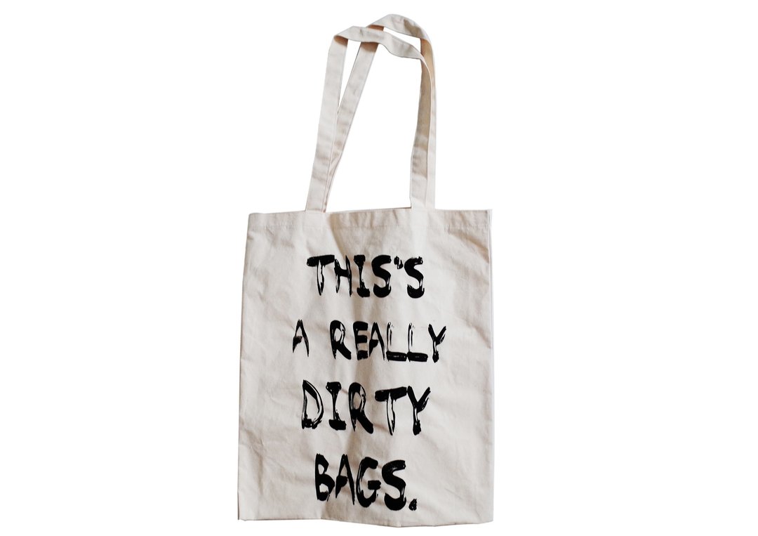【隐性/显性】::手工::布袋::‘This's a really dirty bags.’肮脏包包/购物袋/书包/随身包/文青/类帆布/礼物/肩背/A3大小 - 侧背包/斜挎包 - 棉 卡其色