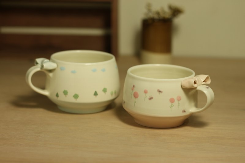 蝴蝶结彩绘宽底杯-小花园 - 咖啡杯/马克杯 - 其他材质 粉红色