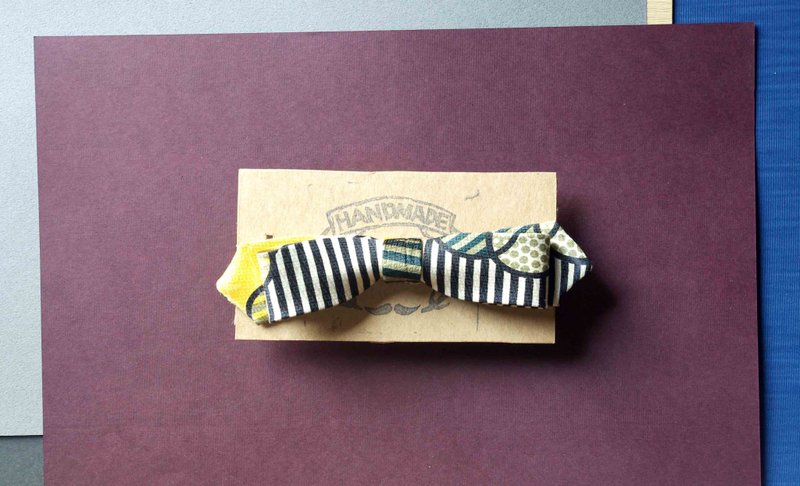 Papa's Bow Tie- 古董布花领带改制手工领结-邱比特 Cupid-slim - 领带/领带夹 - 其他材质 黄色