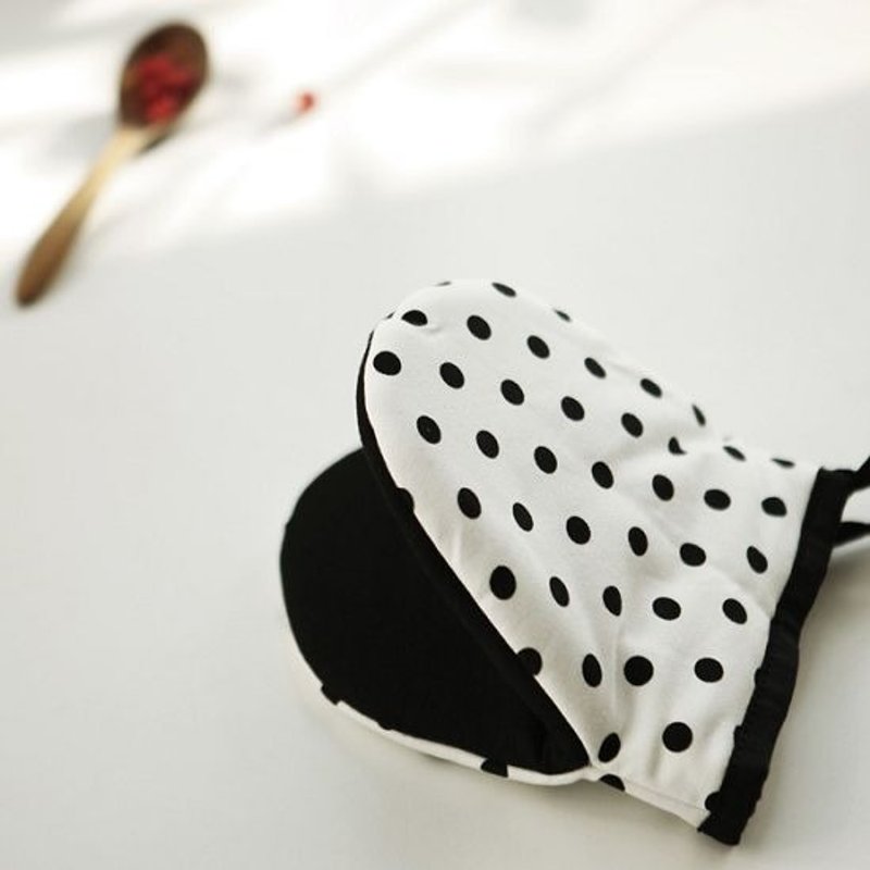 Dailylike 餐厨时光防烫手套(单入)-07 点点水玉,E2D30470 - 厨房用具 - 纸 黑色