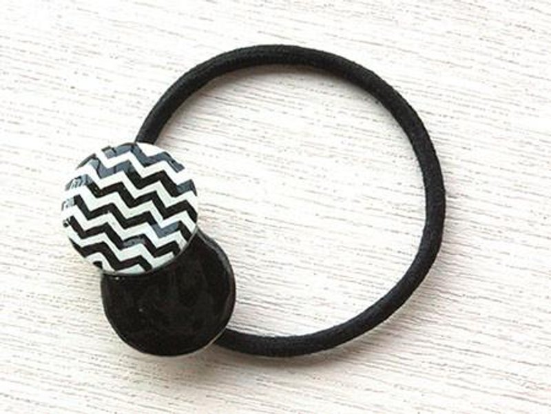 黑白色系几何圆形发圈 - 发饰 - 压克力 黑色