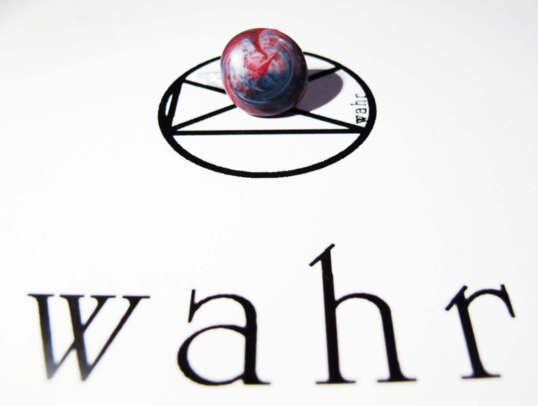 【Wahr】-夹式-红丝耳环 - 耳环/耳夹 - 防水材质 红色