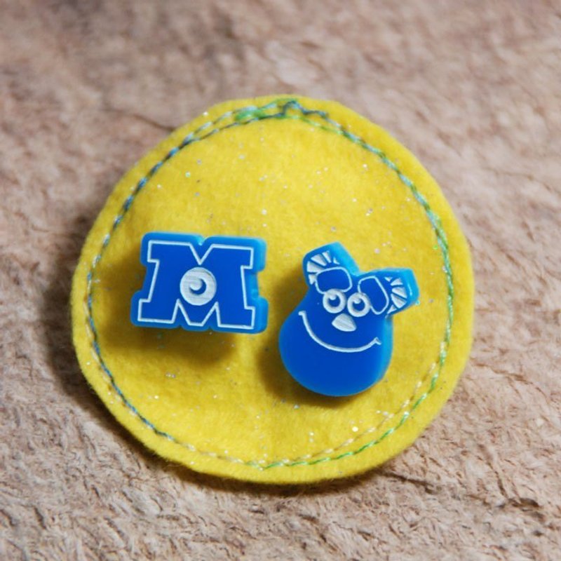 毛怪&M字眼怪/抗过敏钢针/无洞少女可改夹式/ - 耳环/耳夹 - 塑料 蓝色