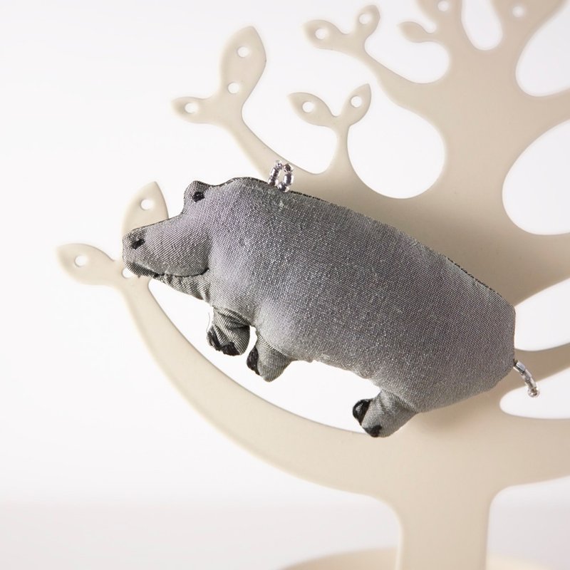 刺绣小胖河马胸针 扣针 - 胸针 - 绣线 灰色