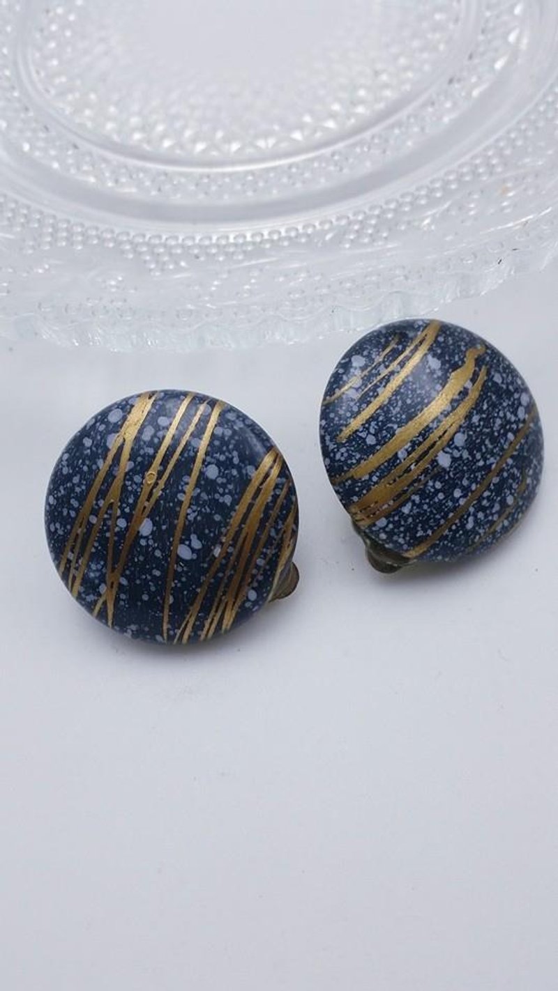 【Lost and find】 古董 艺术风 蓝金 水墨 耳夹 - 耳环/耳夹 - 塑料 蓝色