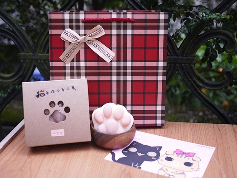 [2015情人组合] 甜蜜手勾手定情组（附赠缎带提袋） - 香薰/精油/线香 - 植物．花 白色