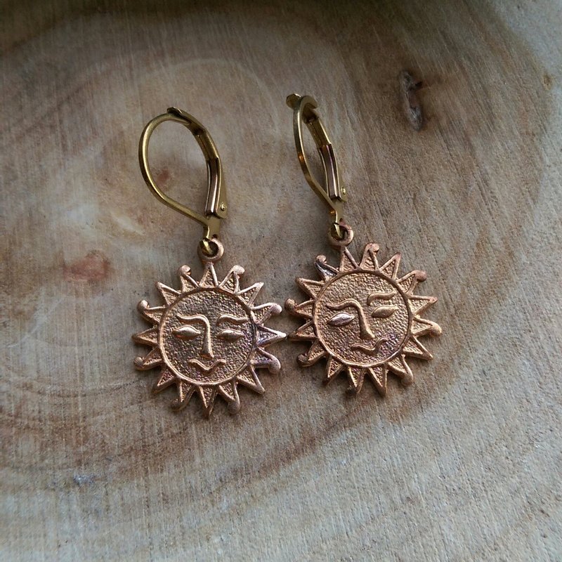古董小太阳黄铜耳环 - 耳环/耳夹 - 宝石 