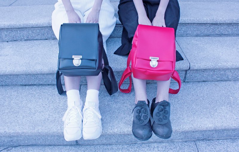 学生时光皮革红色后背包 - 后背包/双肩包 - 真皮 