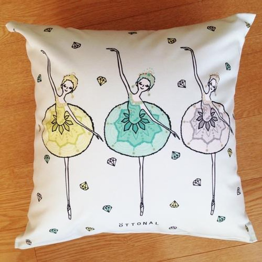 Jewels Cushion - 枕头/抱枕 - 其他材质 