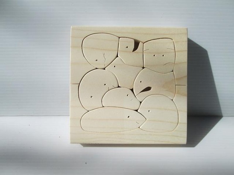 Stone puzzle (first friend) Japan postage164 yen - 玩具/玩偶 - 木头 卡其色