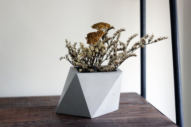 前行 | 水泥几何盆器 花器 - 植栽/盆栽 - 水泥 灰色