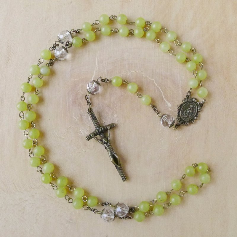 § Rosary § 韩国橄榄玉+白水晶 - 项链 - 宝石 绿色