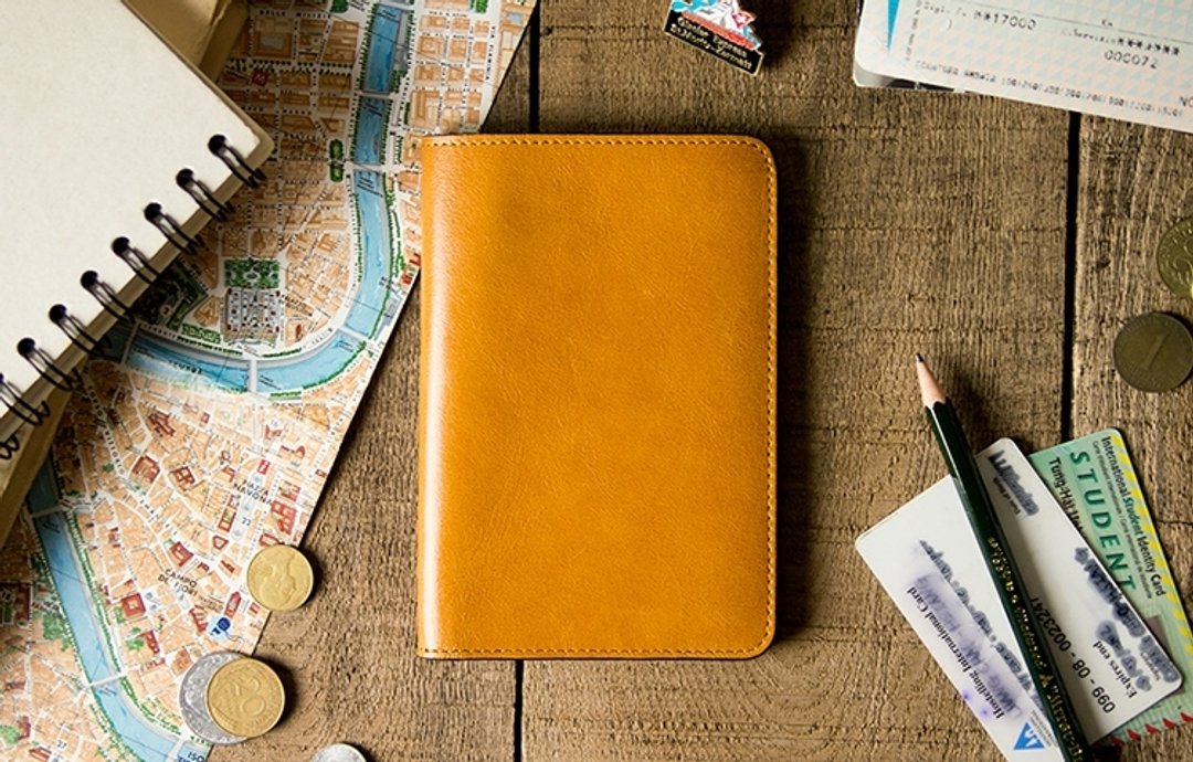 Alto 轻便真皮护照套 Passport Holder - 焦糖棕【可加购雷雕】 - 护照夹/护照套 - 真皮 橘色