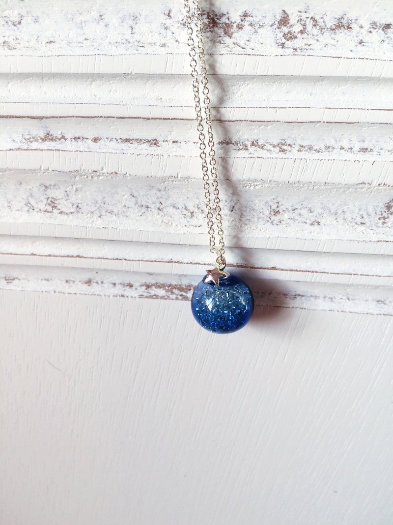 *Haku·Neko* 蓝色玻璃球星光颈链 - 颈链 - 玻璃 蓝色