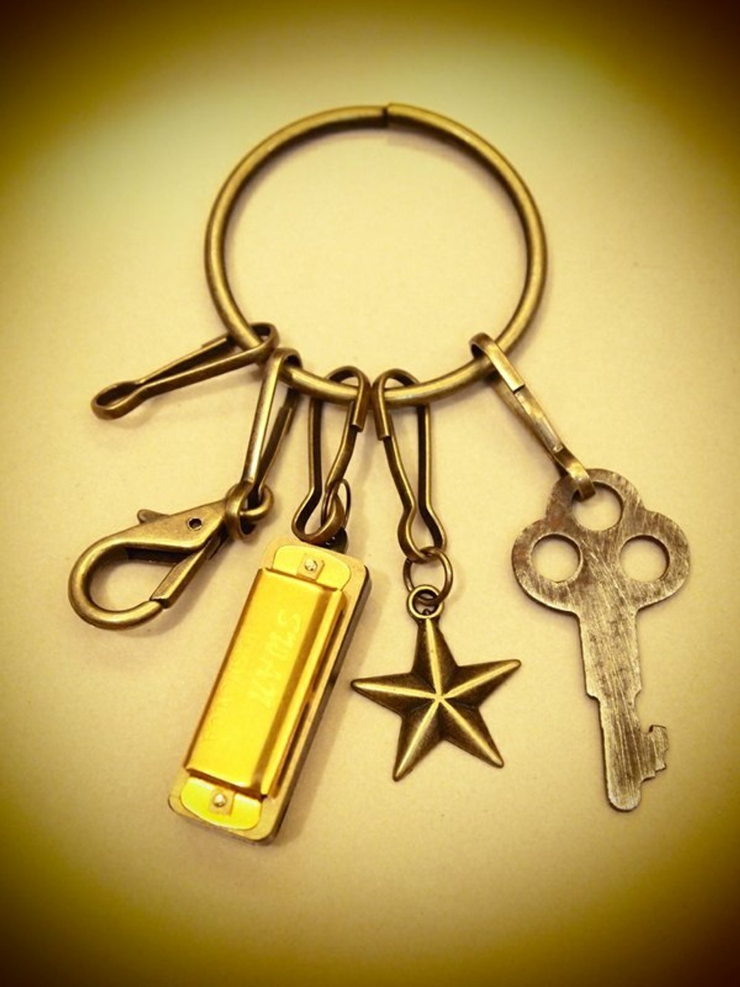 melody＋key chain - 吊饰 - 其他材质 黄色