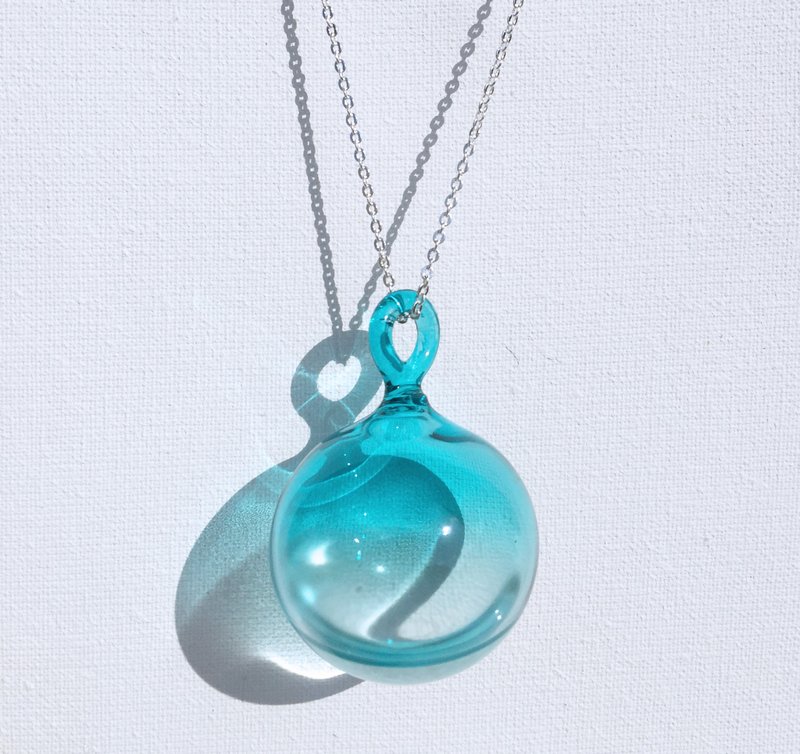 渐层色玻璃水心项链（四种颜色） - 项链 - 玻璃 多色