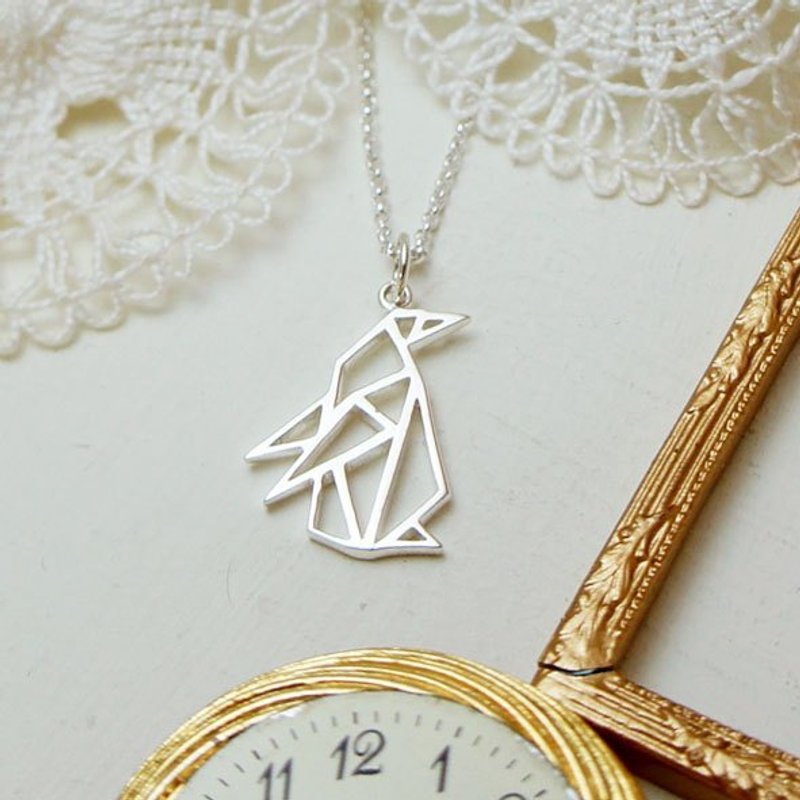 GEORGIA TSAO 企鹅纯银项炼 (锲而不舍) - 项链 - 其他金属 白色