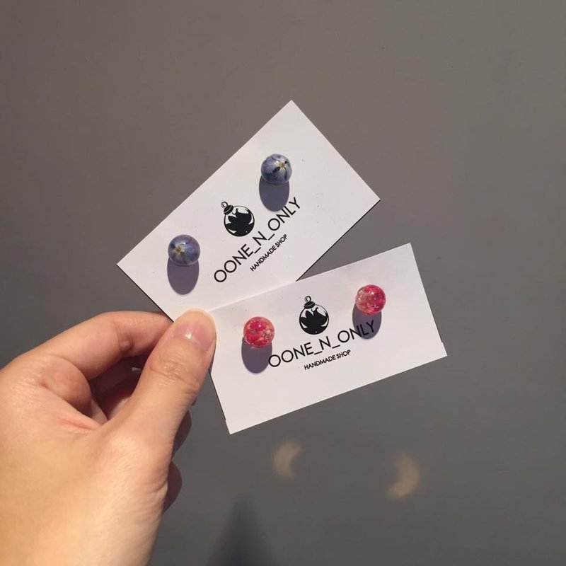 Oone_n_Only Handmade 押花波波耳环 - 颈链 - 玻璃 