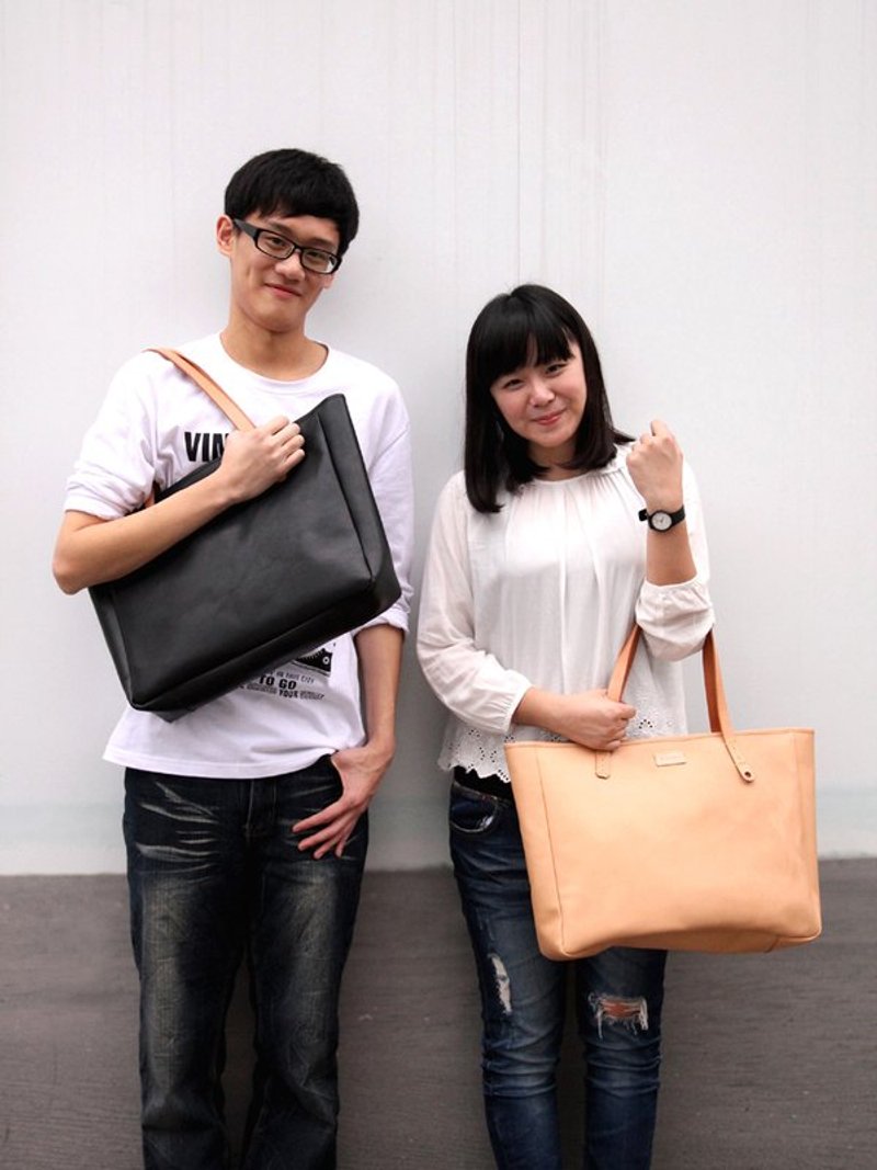 笔电托特包 / 皮革电脑包 / 皮件 - 电脑包 - 真皮 黑色