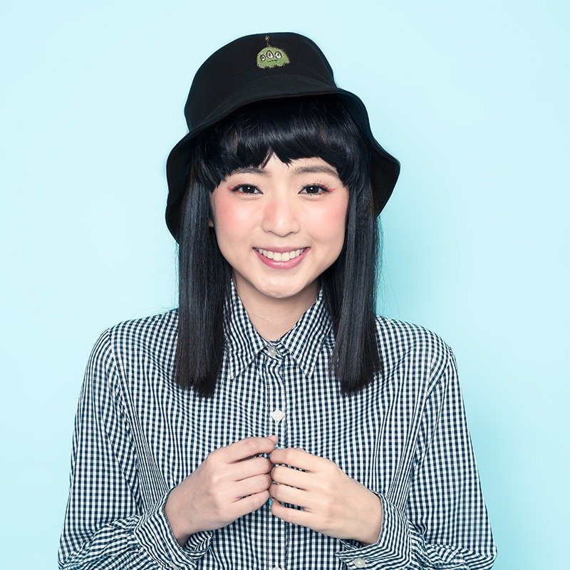 黑色小怪物插画电绣渔夫帽 - 帽子 - 棉．麻 黑色