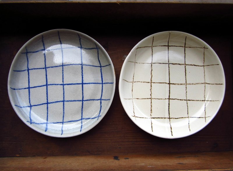 蜡笔风格子盘 - 浅碟/小碟子 - 其他材质 