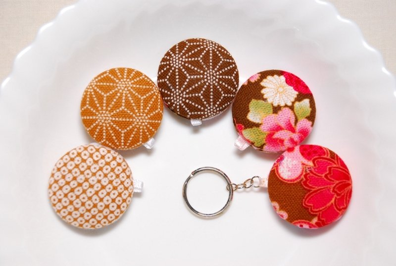 :: 猫公主 ::　马卡龙布作　　～ 花布系列A x 2入　//吊饰/钥匙圈 - 钥匙链/钥匙包 - 其他材质 多色