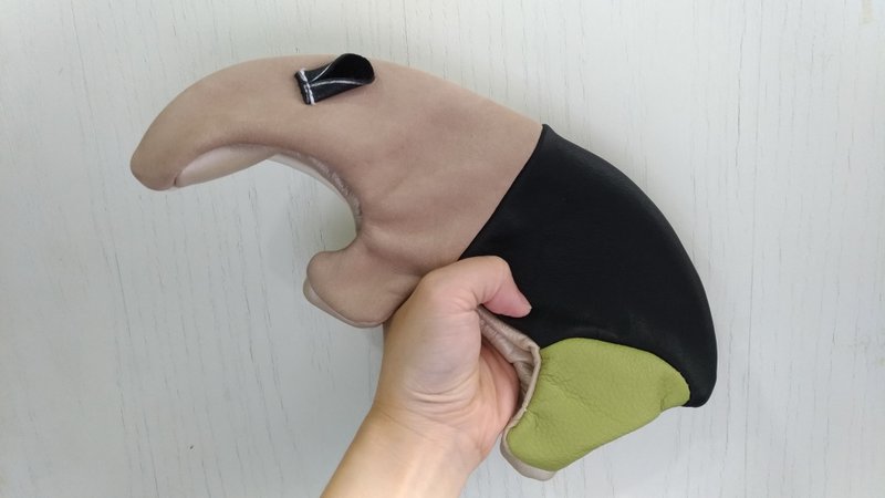 +zoom- 沙发牛皮制 马来貘造型皮革笔袋(置物袋) - 彩色 - 手提包/手提袋 - 其他材质 多色