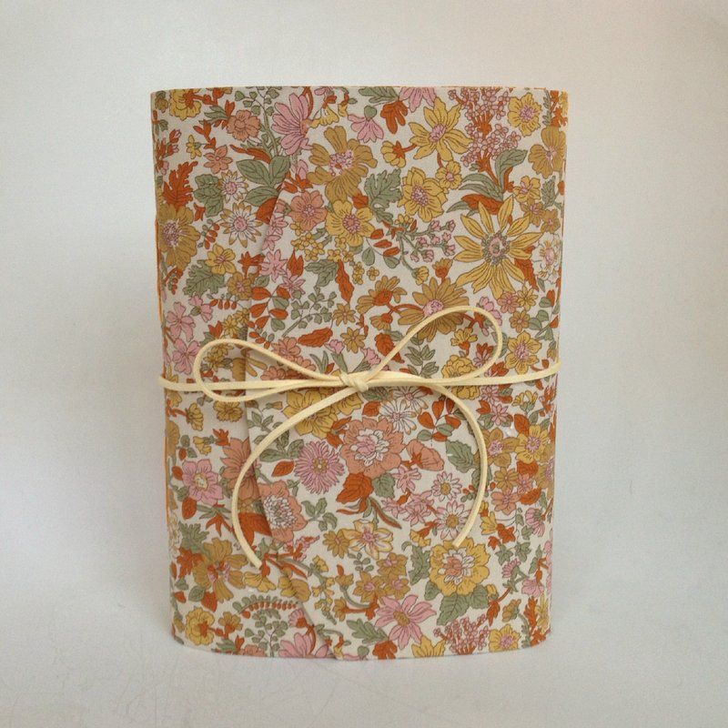 REISEN / [ 碎花系列 ] 橘色花派对 -手工笔记本/A5 - 笔记本/手帐 - 纸 橘色