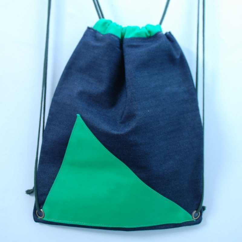 Miss J ◢◢限量版◢◢几何三角形[绿色]+深蓝色丹宁牛仔布/束口袋/后背包+手提包包 - 侧背包/斜挎包 - 其他材质 绿色