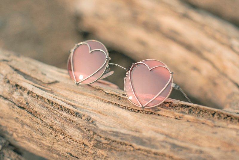 “这绝对是爱”太阳眼镜 (心形状外挂夹片) （粉红／灰） - 眼镜/眼镜框 - 其他金属 粉红色