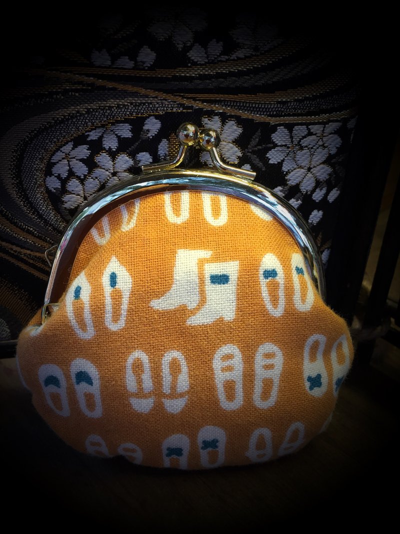 可爱手工鞋铜板口金包 - 零钱包 - 其他材质 橘色