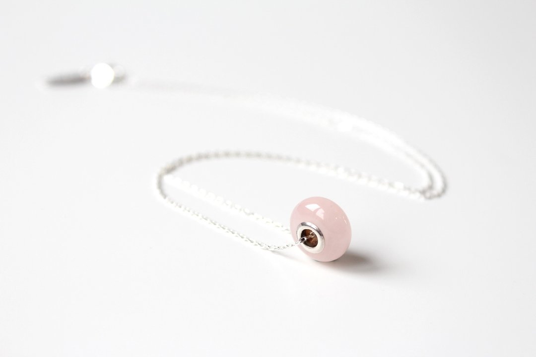 Rose Quartz粉水晶纯银短项链 | 恋爱之石 - 项链 - 宝石 粉红色