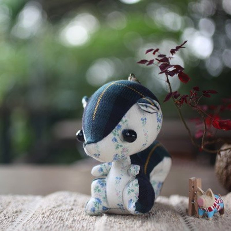 复古蓝花·松鼠可米大吊饰钥匙圈 - 吊饰 - 其他材质 