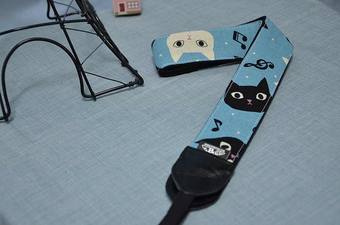哼歌中的大头猫 减压背带 相机背带 乌克丽丽   Camera  Strap - 相机背带/脚架 - 其他材质 