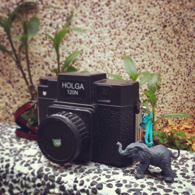 动物园 | 笑笑象/大象动物麂皮钥匙圈/吊饰/挂饰/摆饰 - 项链 - 塑料 灰色