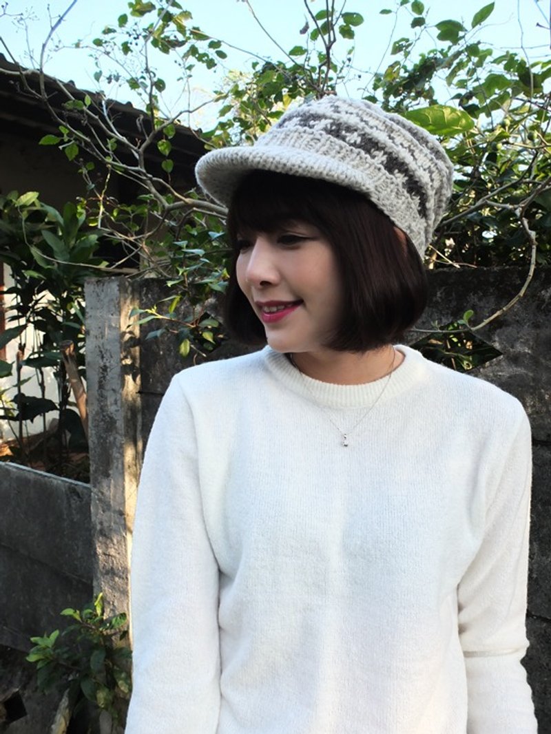 【乐拍子】纯羊毛手编毛帽Hand-made in Nepal（帽沿_灰白） - 帽子 - 其他材质 灰色