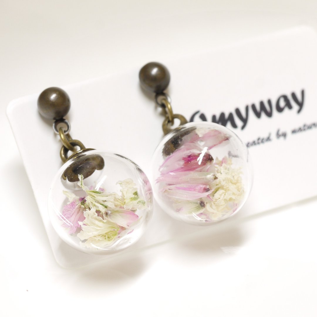 爱家作- OMYWAY DIY 干花玻璃球耳针耳环耳勾垂挂耳夹1.4cm - 耳环/耳夹 - 玻璃 白色