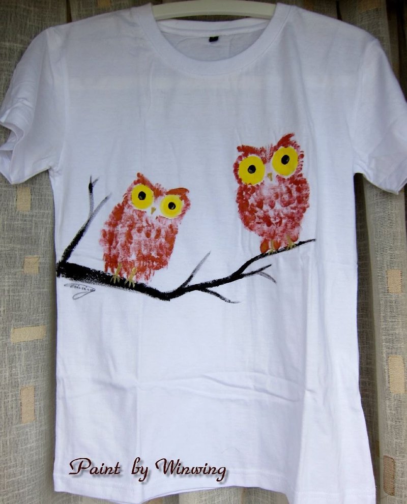 双子猫头鹰-Winwing手绘衣 - 女装 T 恤 - 棉．麻 