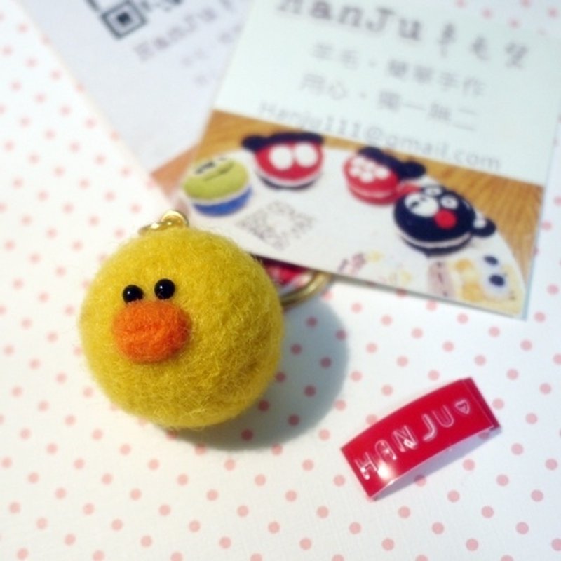 Hanju's羊毛儿。手作 DIY 小黄鸭 拟真系列 羊毛毡 手机吊饰/防尘塞/强力磁铁 - 玩偶/公仔 - 羊毛 黄色