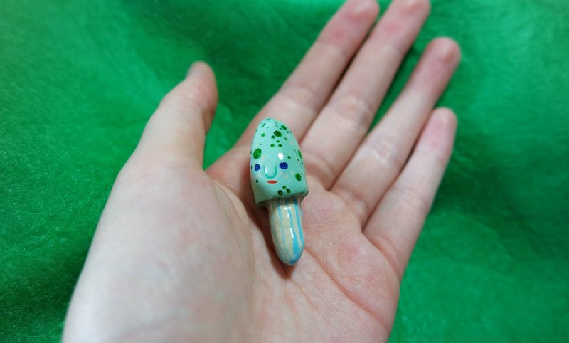 绿色蘑菇／胸针 - 其他 - 其他材质 绿色