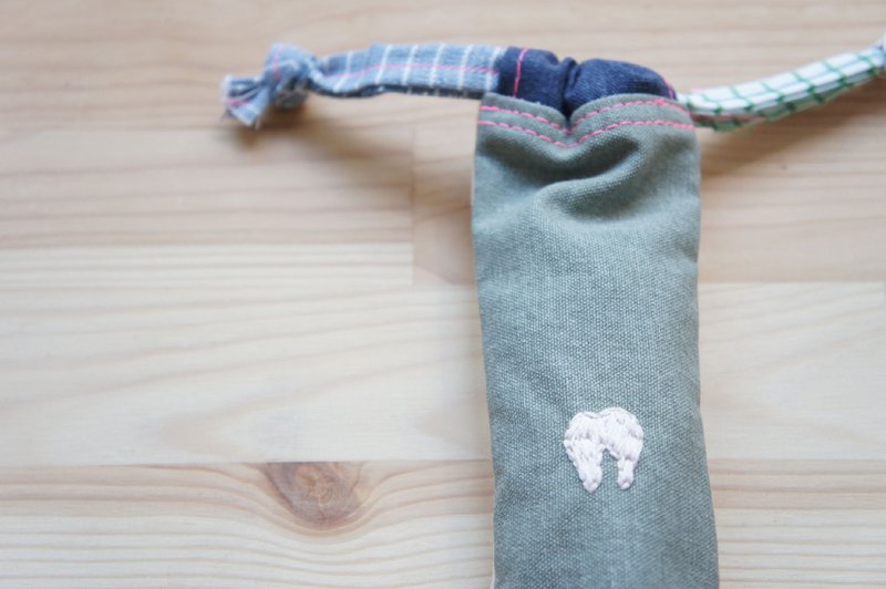 绣绣餐具袋/筷袋-牙齿 - 筷子/筷架 - 其他材质 