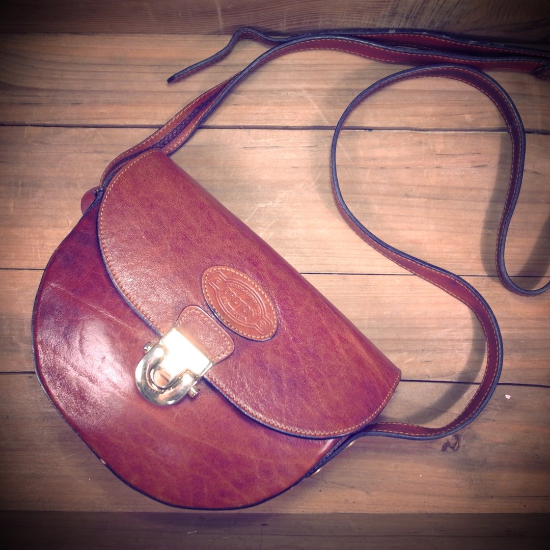 [ 老骨头 ] Oroton 焦糖色 厚实 真皮 侧背小包 绝版真品 古董包 Vintage - 侧背包/斜挎包 - 真皮 咖啡色