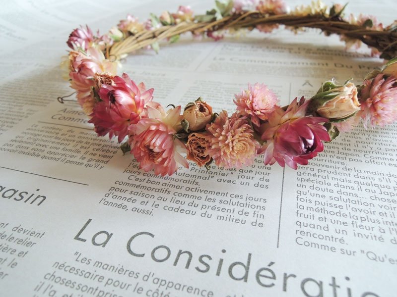 微甜·圈 手作 柔柔 轻感 柔美 甜甜 粉色麦杆菊 粉蔷葳 粉千日红 花冠儿 - 发饰 - 植物．花 粉红色