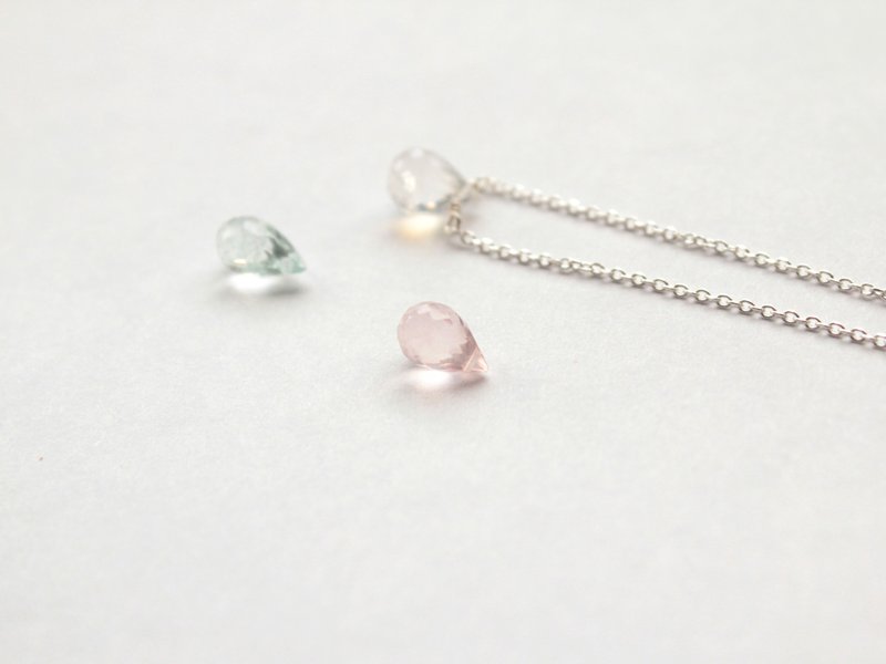 Journal 粉晶 (芙蓉石) / 彩虹半宝石 裸肌纯银锁骨项链 - 项链 - 其他金属 粉红色