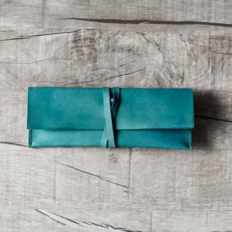 全手缝植鞣牛皮湖绿色真皮笔袋/眼镜盒│可打英文名字钢印 - 铅笔盒/笔袋 - 真皮 绿色