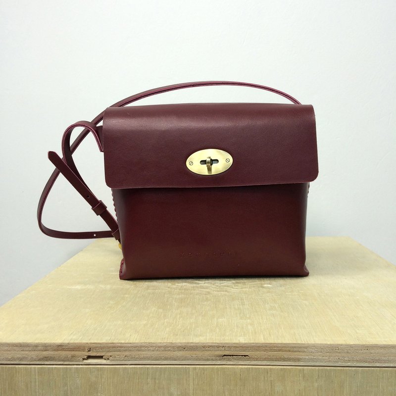 Zemoneni 深酒红 复古味 肩背包 - 侧背包/斜挎包 - 真皮 红色