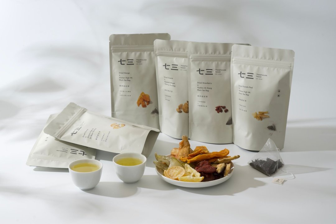 七三茶堂 茶点心丨果然是好茶－六款台湾果干各搭配不同茶品 - 水果干 - 纸 白色