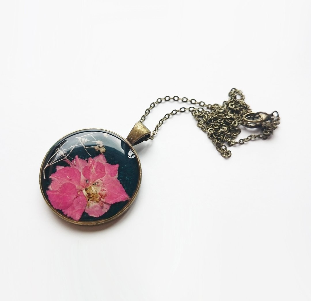 深蓝 粉红飞燕花滴胶押花项链 - 项链 - 其他金属 蓝色