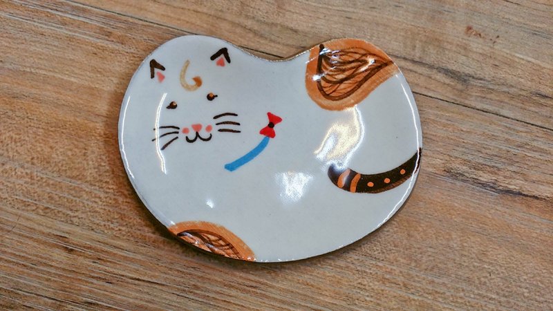 【小豆碟】猫咪小王子─皮皮猫 - 花瓶/陶器 - 陶 